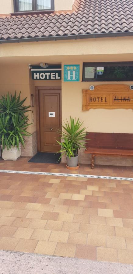 Hotel Alina 칸가스 델 나르세아 외부 사진