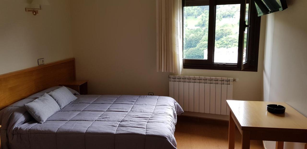 Hotel Alina 칸가스 델 나르세아 외부 사진